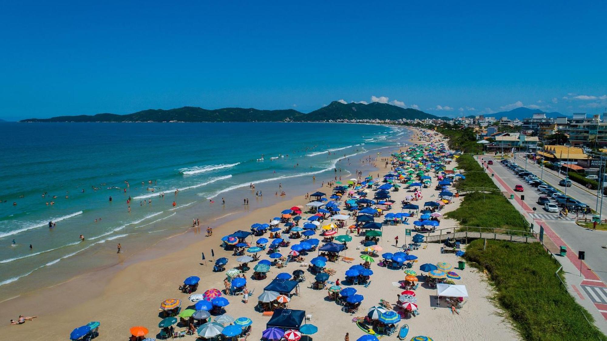 Apartamento Praia Mariscal Canto Grande Bombinhas - Canela Flats 03 Eksteriør billede